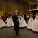 A Mezgé közel 140 végzős diákja büszke a kék szalagra