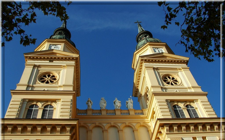 Szent István Templom hirdetései