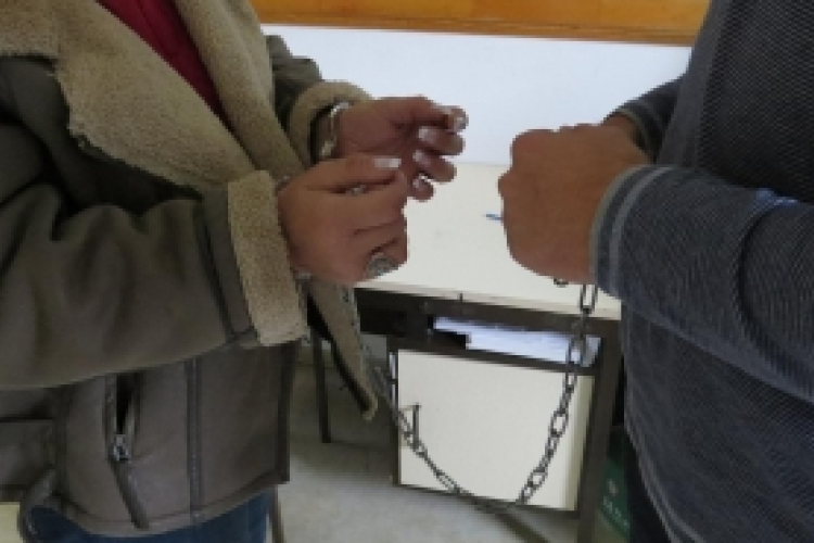 Fél napon belül őrizetben a rabló - videóval, fotókkal