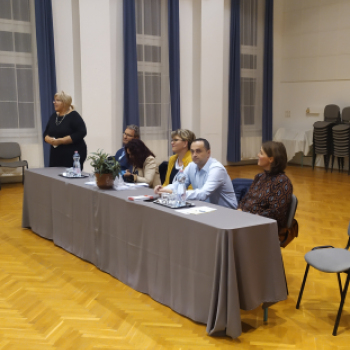 Hová és minek menjek