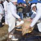 Régmúlt idők disznóvágási hangulatát idézték fel a városközpontban