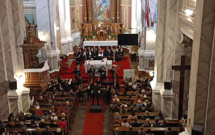 Ünnepi hangverseny a Zene Világnapján Kiskunfélegyházán