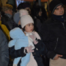 Felgyúlt a második gyertya is városunk adventi koszorúján