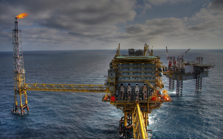 Megkezdődött Romániában a fekete-tengeri földgáz kitermelése 