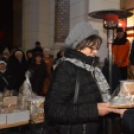 A negyedik gyertya lángja is fellobbant