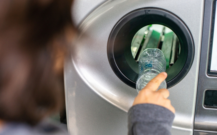 A lakosság háromnegyede minden betétdíjas palackot visszavált majd egy kutatás szerint