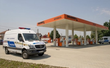 Kiraboltak egy benzinkutat Győrben