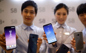 Jó nekünk a Samsung S8? De miért?