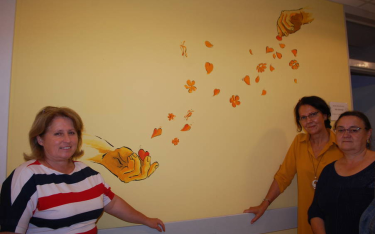 Az alkotókör tagjai festettek a kórházi falakra 
