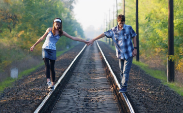 A rövid kapcsolatoké a jövő?