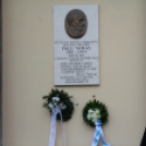 Szívemre tett kézzel bolyongok én még itt…