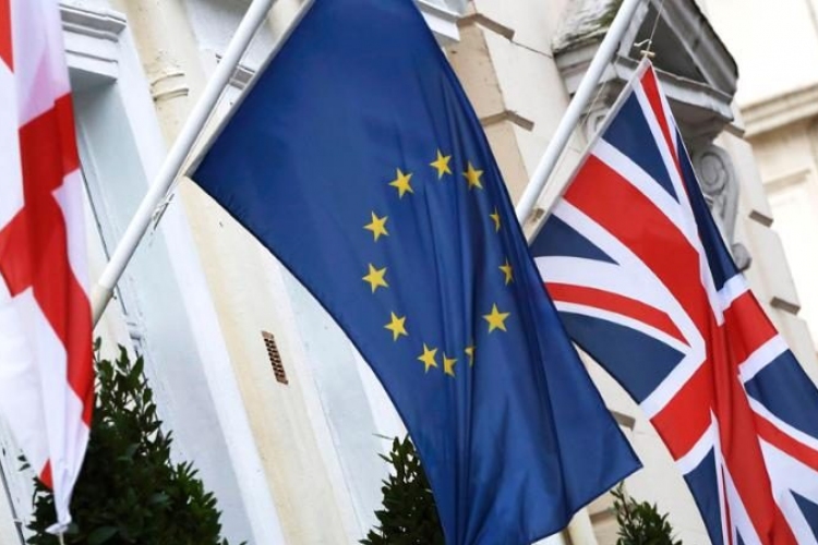 Alig haladnak a tárgyalások az Európai Unió és Nagy-Britannia közt