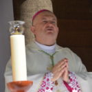 Aratófelvonulással ünnepelték az új kenyeret Kiskunfélegyházán