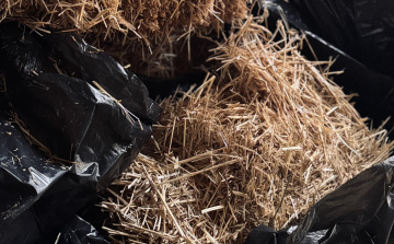 Szalmabálák elvihetők a hideg napokra