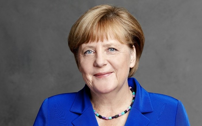 Merkel: Németország hajlandó kompromisszumokra a rendkívüli uniós csúcson