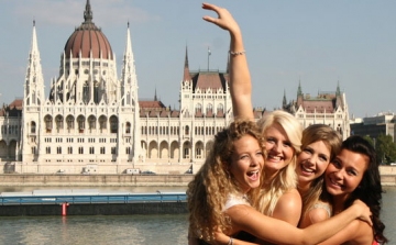 Ausztriában sorra jelennek meg a téli Budapestet ajánló turisztikai cikkek