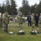 Elhunyt bajtársak emlékét őrzi a felavatott kopjafa