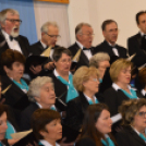 Dallal csalogatták elő a tavaszt