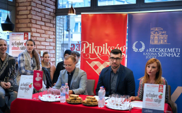 Hosszú távú kulturális együttműködést kötött a nemzetivé minősített Katona József Színház és a Félegyházi Pékség