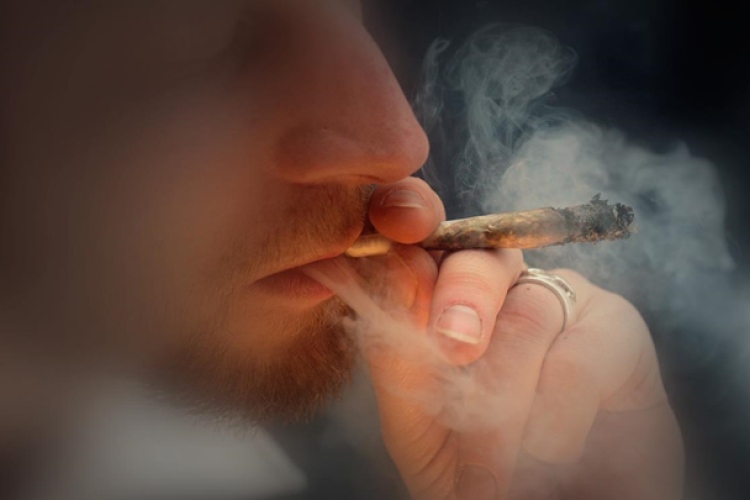 Kiskunfélegyházán terjesztette ismerőseinek az új pszichoaktív anyagot