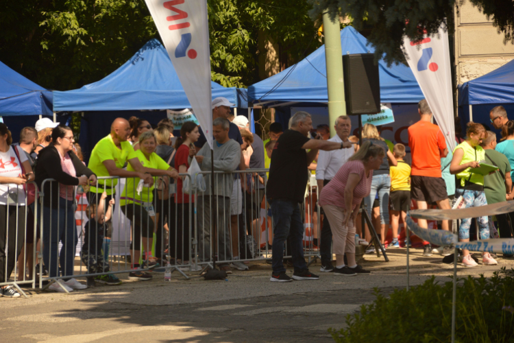 Több mint hétszázan neveztek a Kiskun Kupa utcai futóversenyre