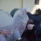 Kupakgyűjtő szívet helyeztek el a piaccsarnoknál