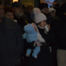 Felgyúlt a második gyertya is városunk adventi koszorúján