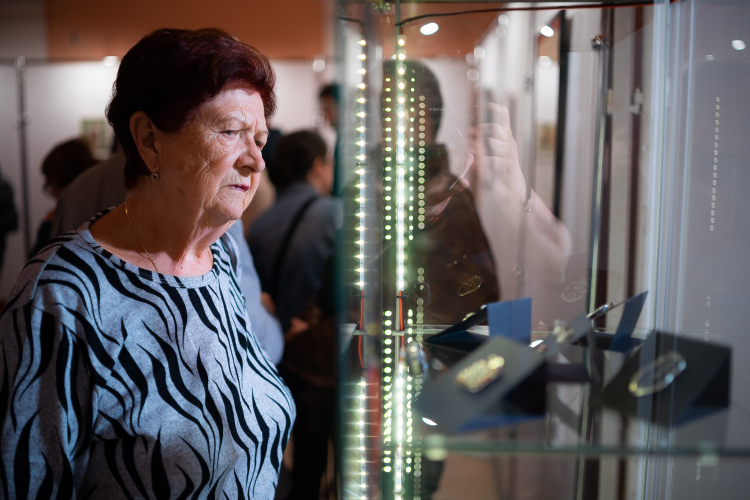 Tavasz költözött a művelődési központba