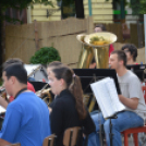 Lágy dallamok a főtéren