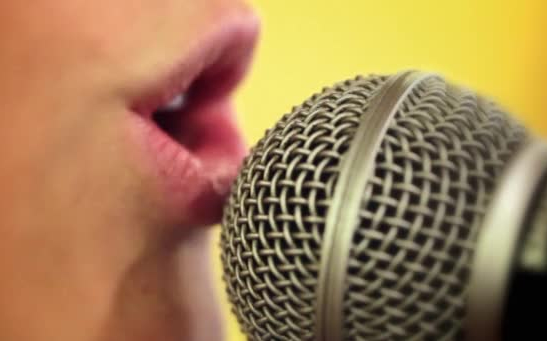 Slam Poetry Est a könyvtárban