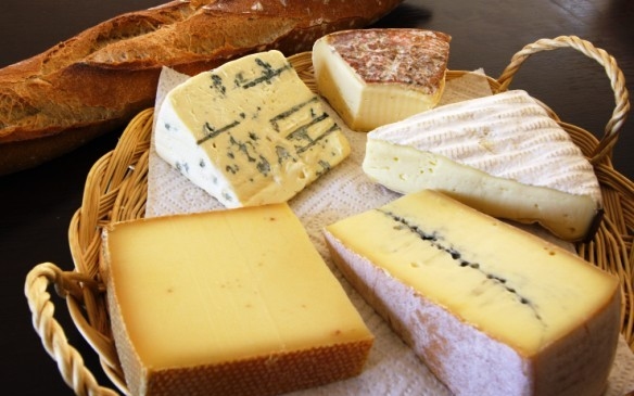 Tényleg fogyhatunk a sajttól?