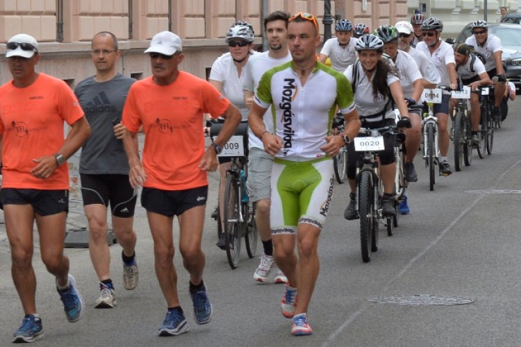 Már 800 kilométernél tart a Mária-maraton