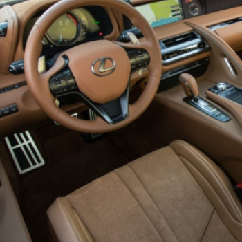 Megújul a Lexus csúcskupéja