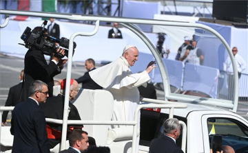 Ferenc pápa Európa szívébe tett látogatásnak nevezte budapesti útját