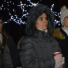 Felgyúlt a második gyertya is városunk adventi koszorúján