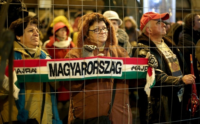 Temették a Fideszt a tüntetők