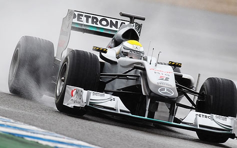 Ausztrál Nagydíj - Mercedes-fölény az első két szabadedzésen