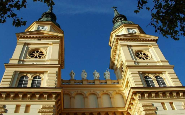 Hírek a Szent István Templomból