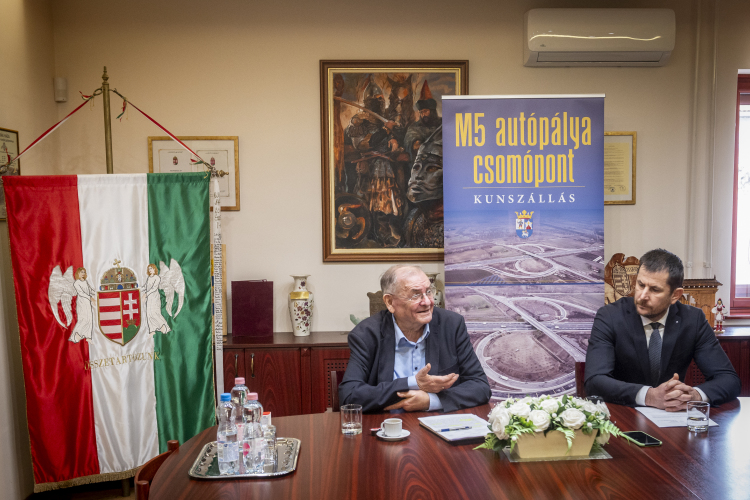 Átadásra került az M5 autópálya kunszállási csomópontja