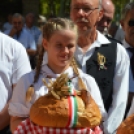 Aratófelvonulással ünnepelték az új kenyeret Kiskunfélegyházán
