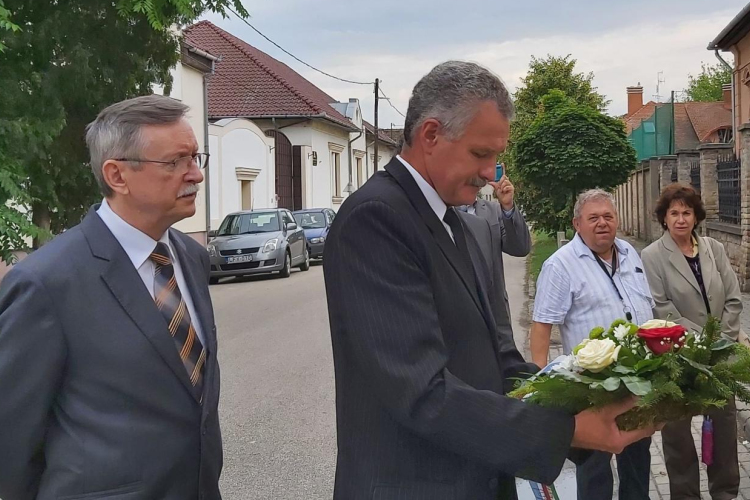 A holokauszt áldozataira emlékeztek Kiskunfélegyházán