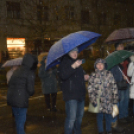 Meggyulladt a szeretet lángja is városunk adventi koszorúján