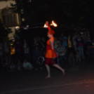 Varázskert nyílt a lombok árnyékában