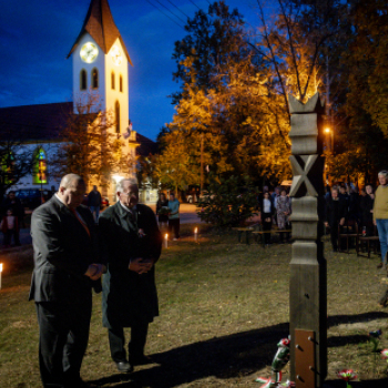 Október 23-i megemlékezést tartottak Lakiteleken    