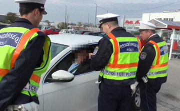 Sebességellenőrzés a sztrádán