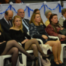 Szalagavató Ünnepséget tartott a Móra Ferenc Gimnázium