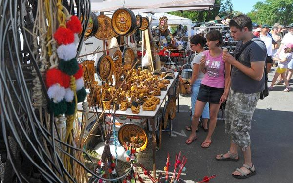 Vasárnap ... 'vásárnap'