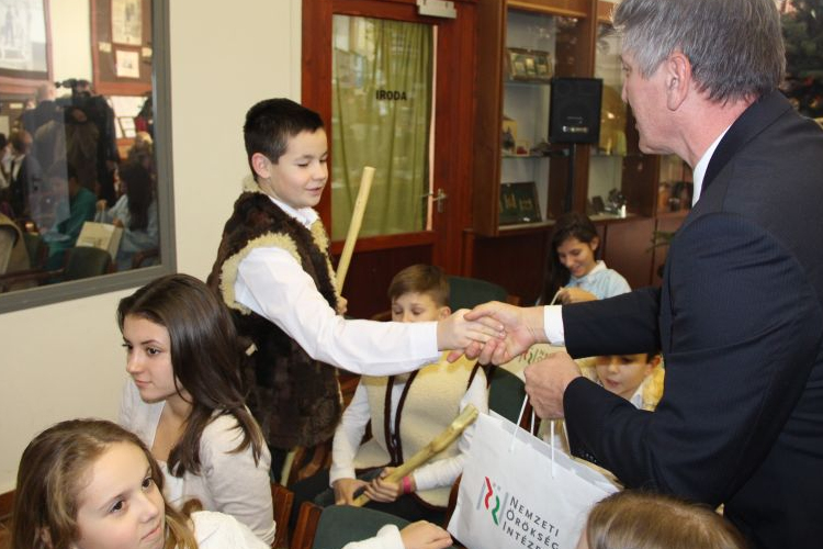 Magyarok Karácsonya Ópusztaszeren