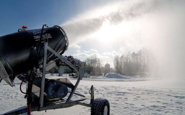 Hatalmas összegekért állítják elő a műhót Ausztriában