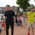 Játszóteret és kerékpárokat kaptak ajándékba